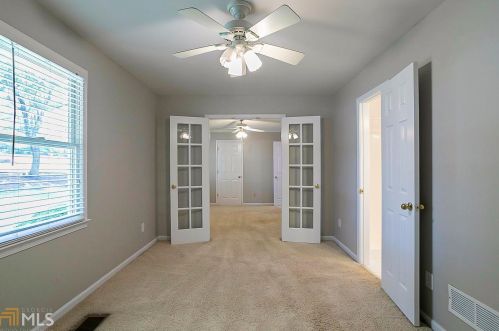 226 David Larsen Dr, Stockbridge GA  30281-1862 exterior