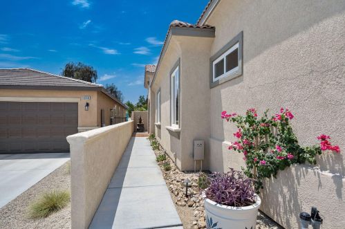 82841 Odlum Dr, Indio, CA 92201-8586