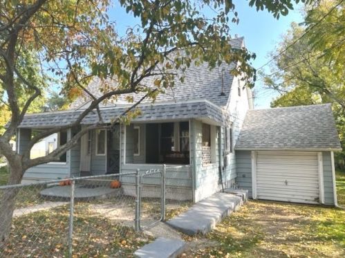 1314 College Ave, Nelson, IL 61021-4004