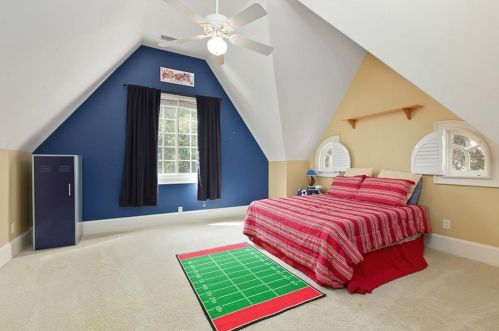 4734 Dudley Ln, Atlanta GA  30327-3330 exterior