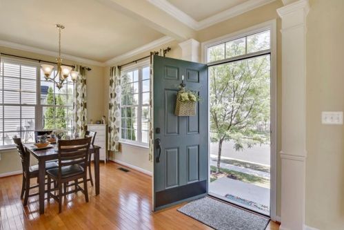 14358 Broadwinged Dr, Gainesville, VA 20155-5929