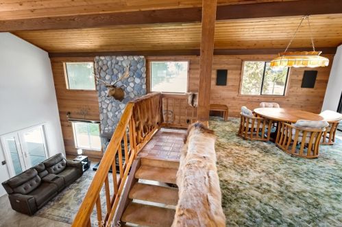 2150 Gratton St, Riverside CA  92504-5201 exterior