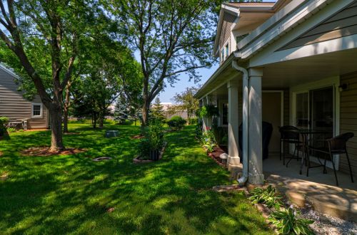 394 Wexford Ct, Carol Stream IL  60188-4829 exterior