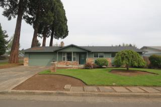 1001 Dixie Dr, Springfield, OR 97478-9505