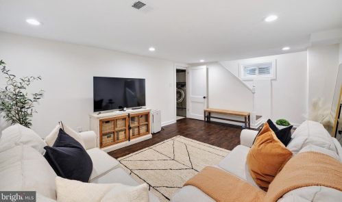 9613 Clearview Pl, Silver Spring MD 20901-2902 exterior