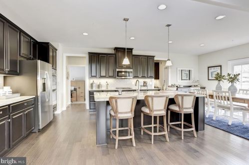 43 Winifred Dr, Hanover PA 17331 exterior