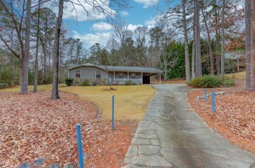 2118 Kings Mountain Dr, Conyers GA  30012-2642 exterior