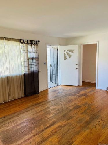 4884 Gill Pl, Denver, CO 80219-2233