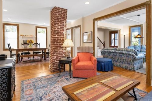 28 Church St, Wilton CT  06897-4903 exterior