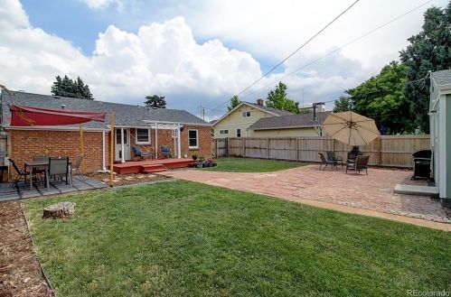 3213 Cherokee St, Englewood CO 80110-2329 exterior