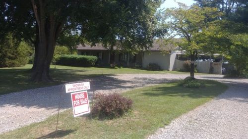 1145 Telephone Rd, Brushy, IL 62935-2305