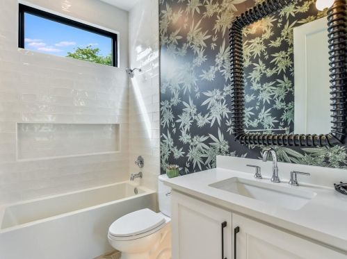 6001 Eureka Dr, Austin TX  78745-2962 exterior
