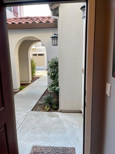 231 La Flor Ln, Tracy, CA 95391-3037