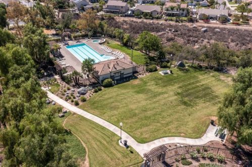 17876 Robusta Dr, Riverside CA  92503-7072 exterior