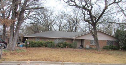329 Highland Dr, Sulphur Springs, TX 75482-3709