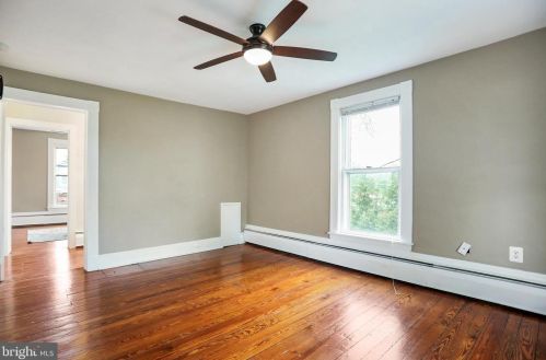 328 Mildred St, Charles Town WV  25414-1834 exterior