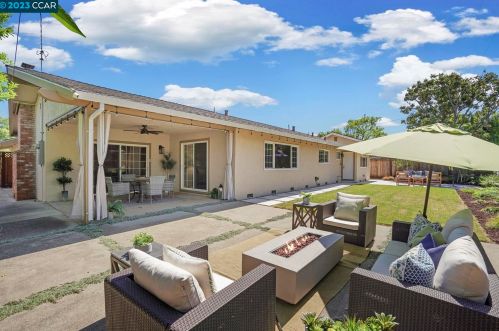 5178 Sutherland Dr, Concord CA  94521-3146 exterior