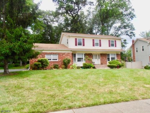 9 Lucille Dr, Parsippany, NJ 07054-1320