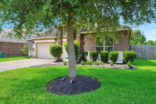 603 Fairway Dr, Morgans Point, TX 77571-7204