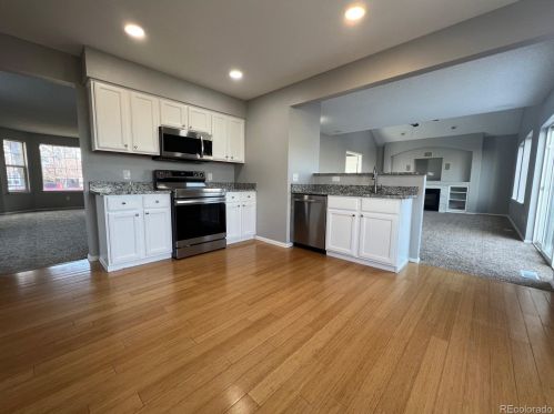 19083 Chenango Cir, Aurora CO 80015-4946 exterior