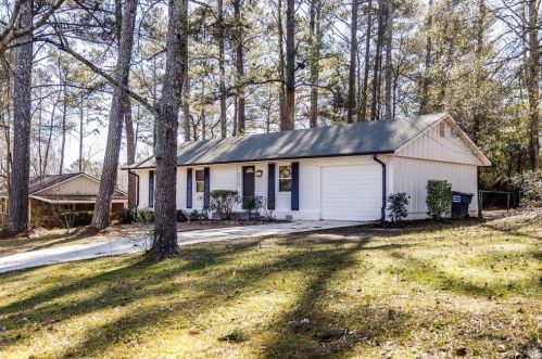 2117 Red Berry Ln, Marietta, GA 30008-5644