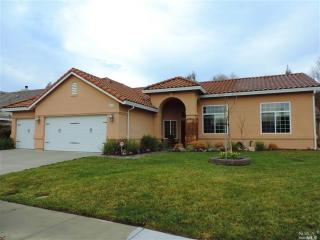 5151 Lakeshore Dr, Fairfield, CA 94534-4026