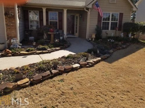 242 Augusta Woods Dr, Villa Rica, GA 30180-5182