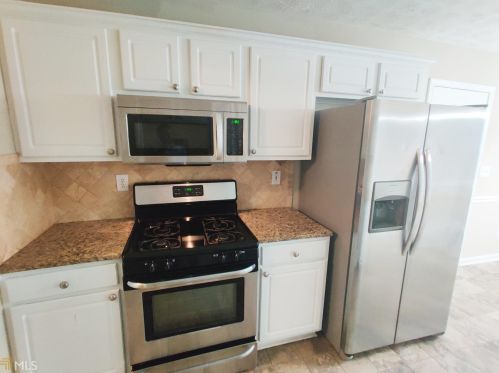 1624 Graystone Dr, Hampton GA  30228-3172 exterior