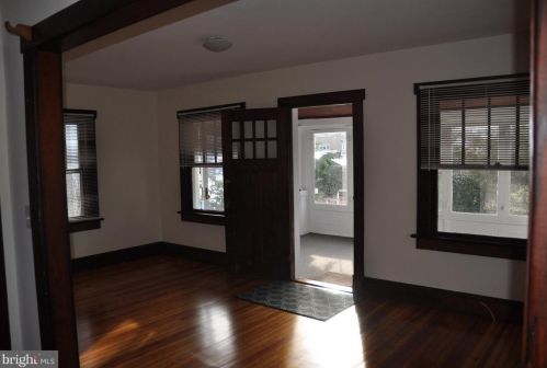 35 Moran Ave, Princeton NJ  08542-3855 exterior