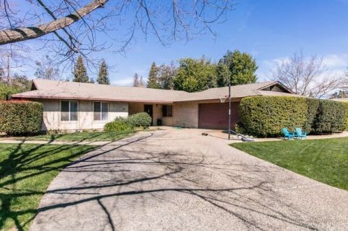 838 Greenwich Dr, Chico, CA 95926-3135