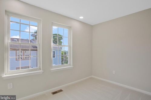 13761 Avonshire Dr, Silver Spring MD 20904-6707 exterior