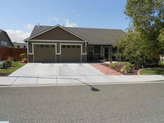 418 Penn St, Kennewick, WA 99336-9430