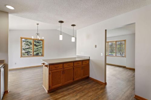 9424 Cortland Rd, Saint Paul MN  55125-9154 exterior