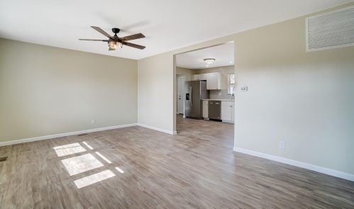 2410 Home Rd, Springfield OH  45503-2523 exterior