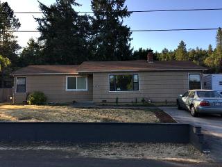 1089 Fourth Ave, Sutherlin, OR 97479-9659