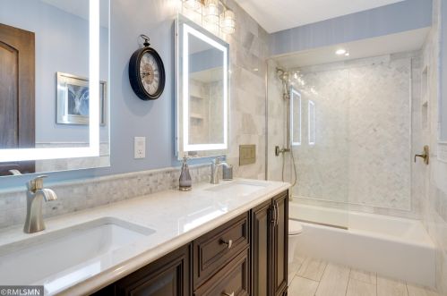 10147 Bridgewater Pkwy, Saint Paul MN  55129-8587 exterior