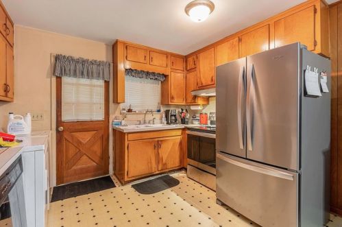 4397 Hickory Wood Ln, Atlanta GA  30360-2619 exterior