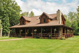 26403 Greenwood Ave, Crete, IL 60417-4545