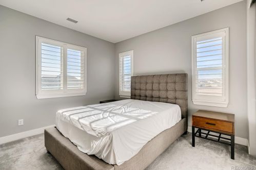 6832 133rd Ave, Denver CO 80602-8471 exterior