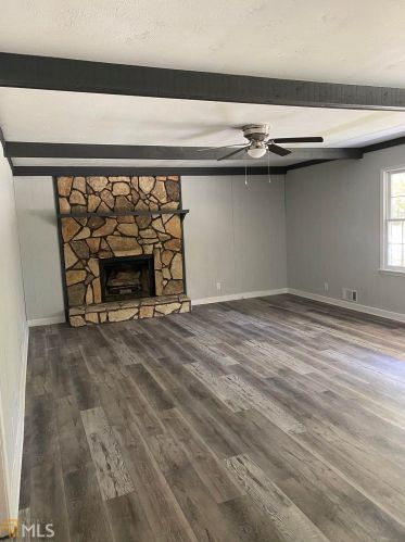 910 Curry Cir, Conyers GA  30094-2710 exterior