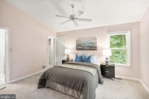 7223 Olde Lantern Way, Springfield VA  22152-3568 exterior