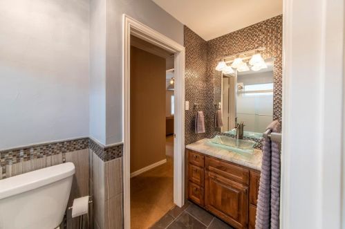 3609 Cimarron Dr, Carrollton TX 75007-6304 exterior