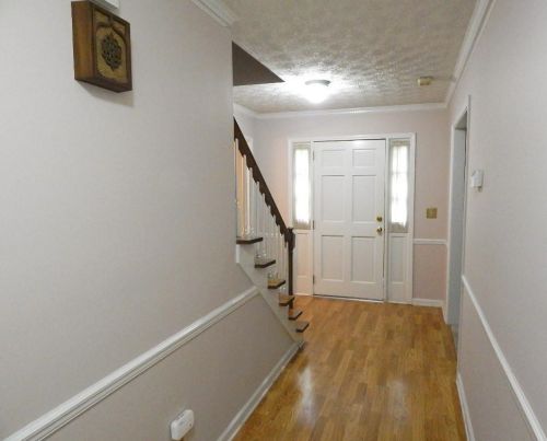 6069 Dee Ct, Stone Mountain, GA 30087-1243