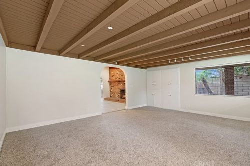 2935 Westridge Rd, Riverside CA  92506-4448 exterior