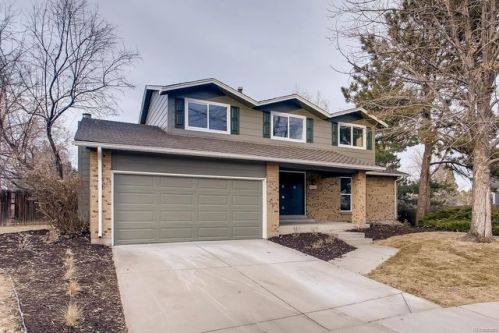 10825 Orchard Pl, Englewood, CO 80111-5745