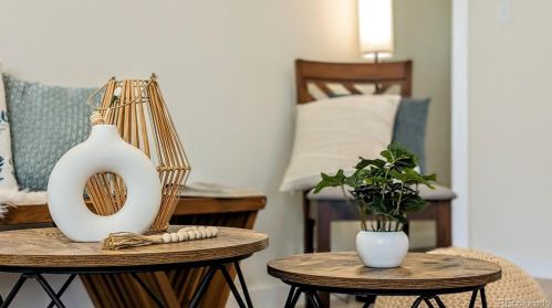 2895 Fairfax St, Denver CO  80207-2748 exterior