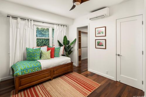 4139 Black Point Rd, Honolulu HI  96816-4846 exterior