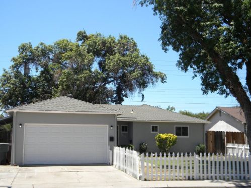 2317 Coston Ave, Modesto, CA 95350-2601