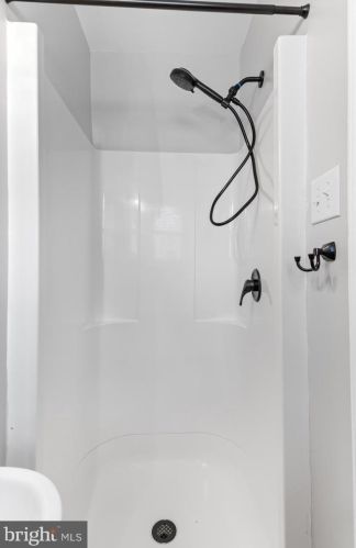 347 Ardmore Ave, Tavistock NJ  08033-1001 exterior