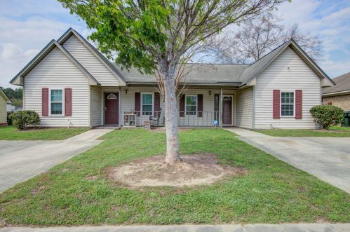 705 Winthrop St, Ladson, SC 29456-3261